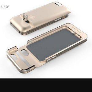 SQUIRL iPhone 6/6S Battery Case - Built-In Charger